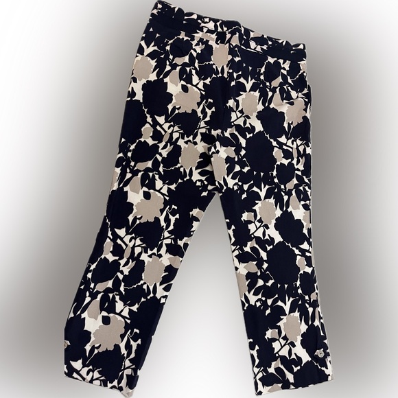 Rafaella Navy and Cream Floral Stretch Pants, size 12 - Picture 5 of 12